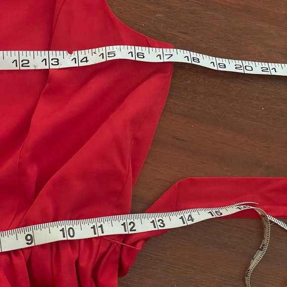 Eva Mendes New York & Co Dress Red Sleeveless v neck pleats size 4 elastic waist - Picture 9 of 16